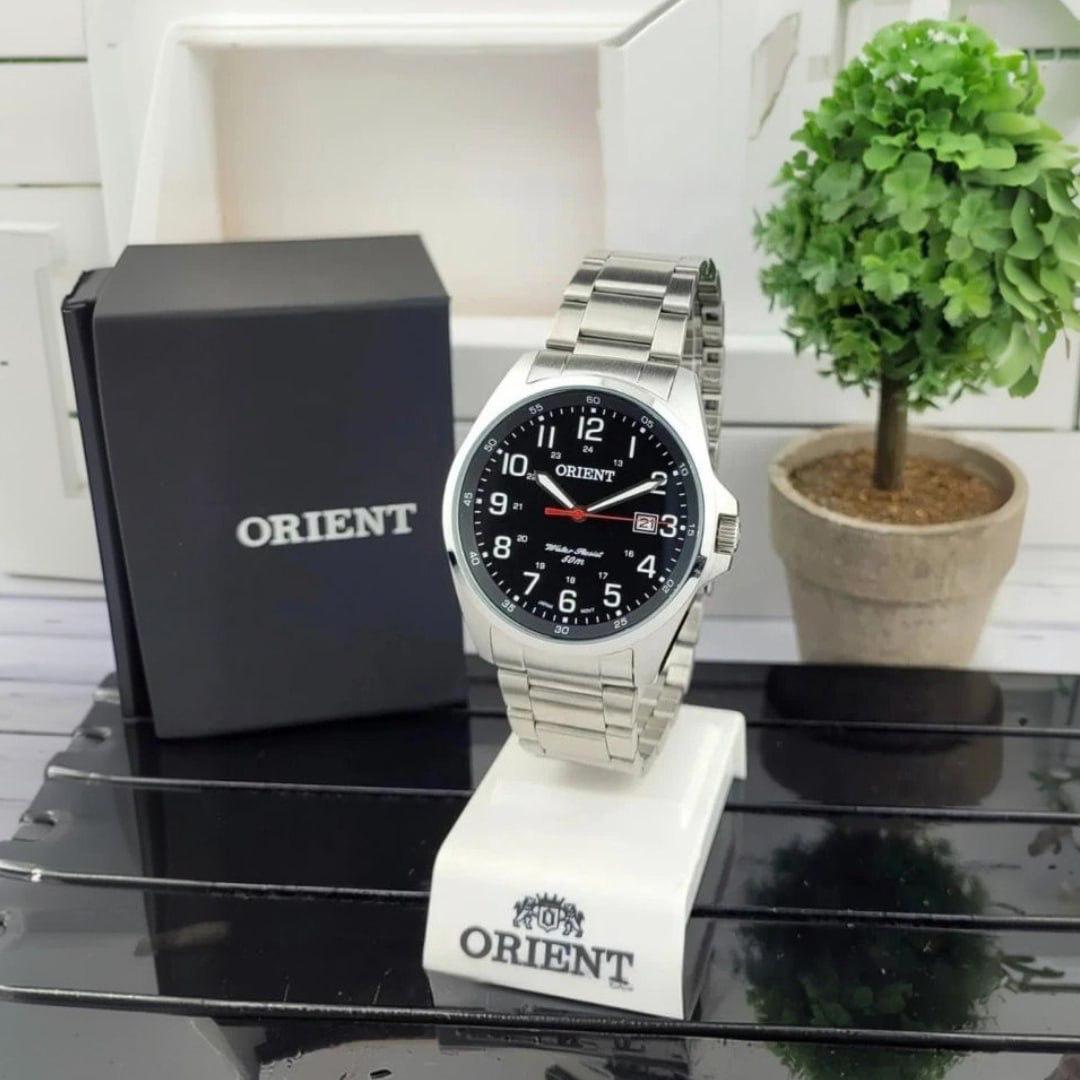 Relógio de Pulso Orient com Pulseira de Aço Fundo Preto MBSS1171