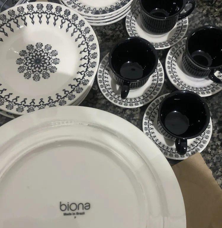 Aparelho de Jantar e Chá Biona Donna Folk 20 Peças