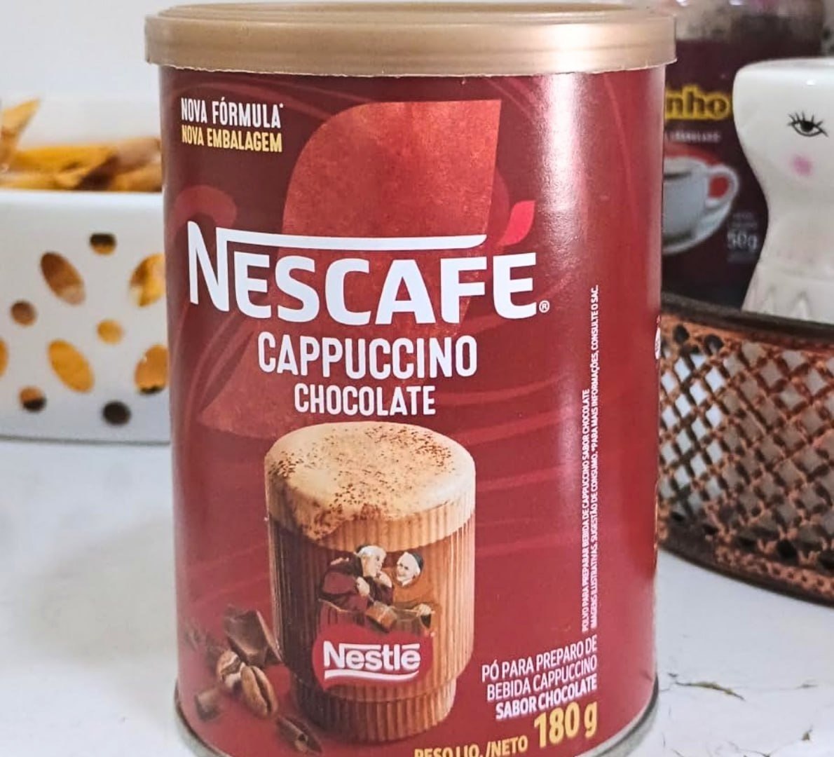 Café Solúvel Nescafé Cappuccino Dois Frades Lata 180g