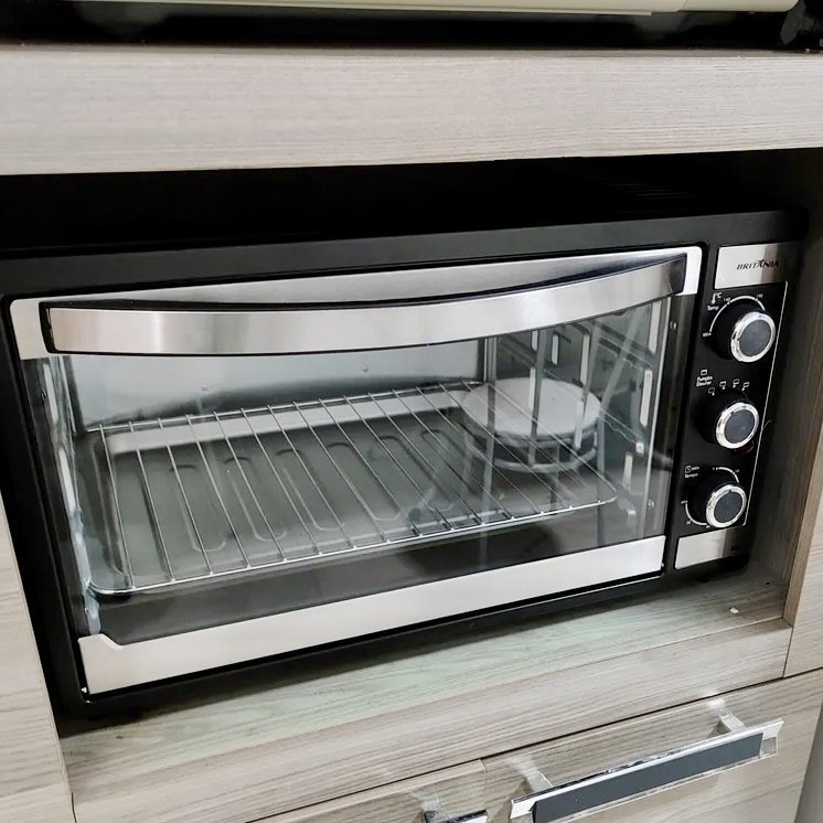 Forno Elétrico Britânia 52L Dupla Resistência 220V