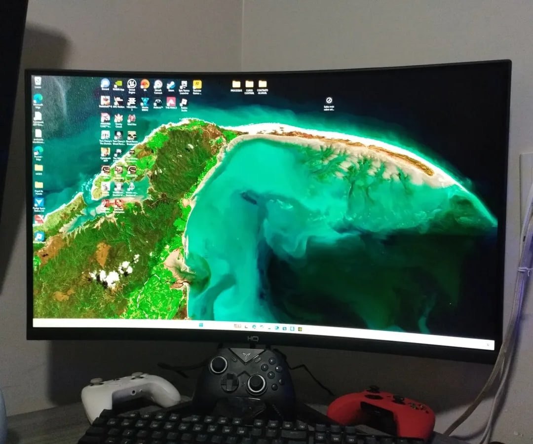 Monitor Gamer HQ Ultra 32" Curvo 180Hz QHD 1ms