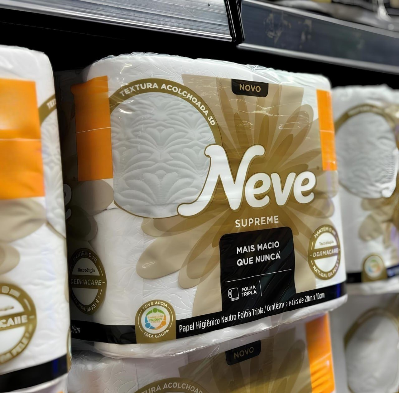 Papel Higiênico Neve Folha Tripla 24 Unidades