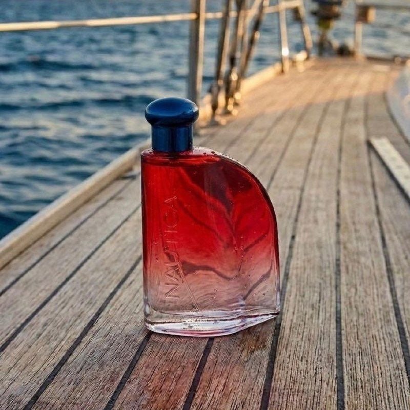 Perfume Nautica Classic Men Red EDT 50ml
