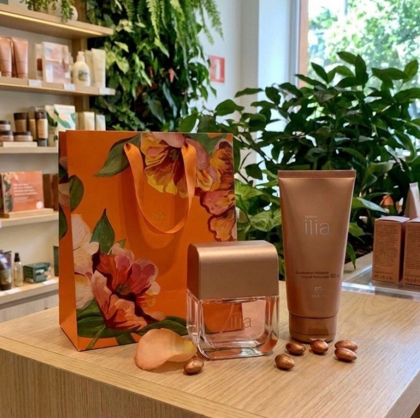 Kit Presente Ilía Clássico - Perfume 50ml + Hidratante 80ml