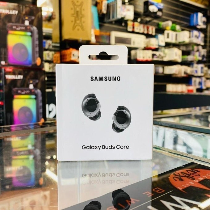 Fone De Ouvido Samsung Galaxy Buds Core SM-R410 Preto