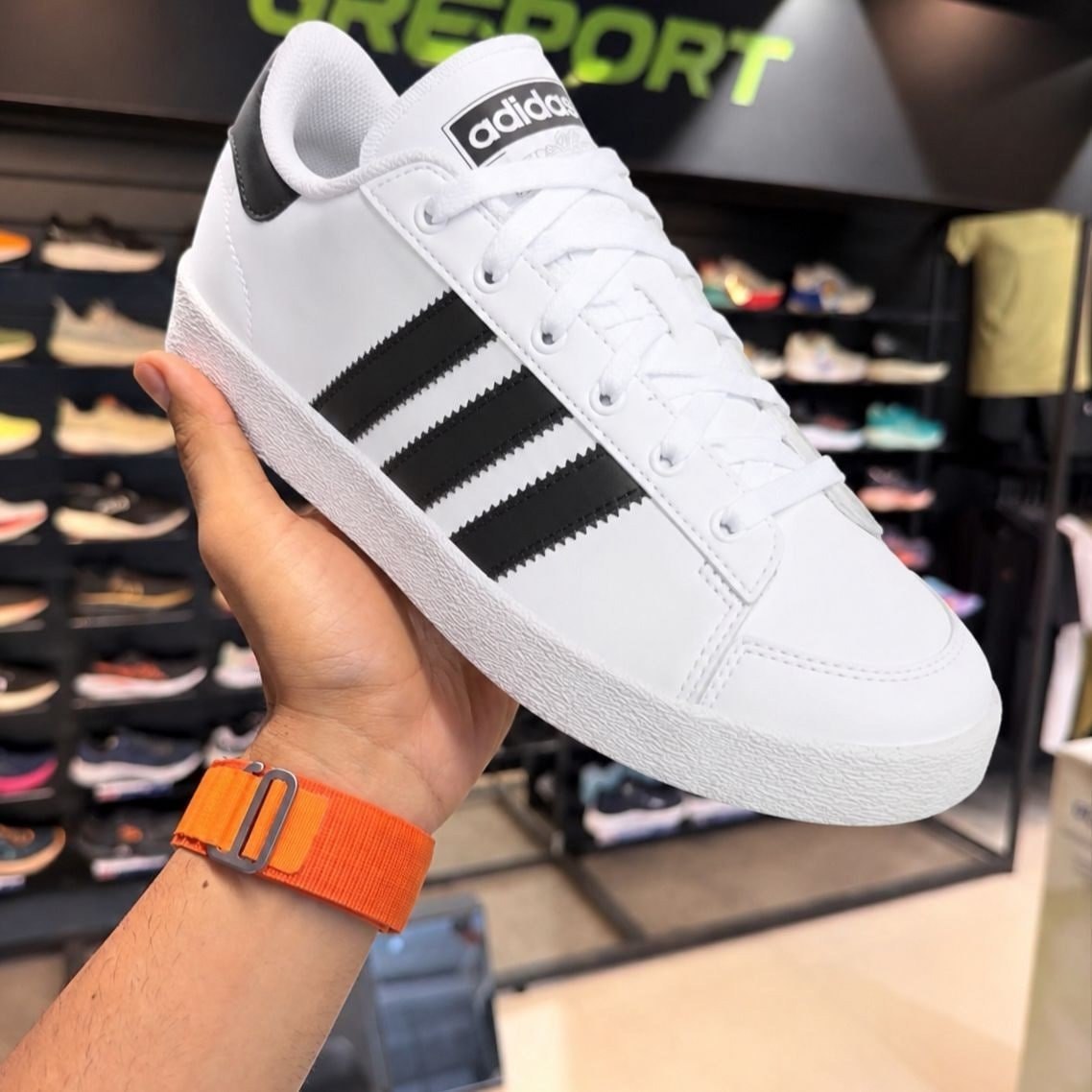 Tênis Masculino e Feminino Jump Hook Adidas