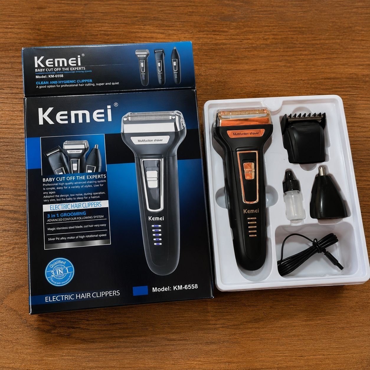 Barbeador e Cortador de Cabelo 3 em 1 Kemei 127/220V