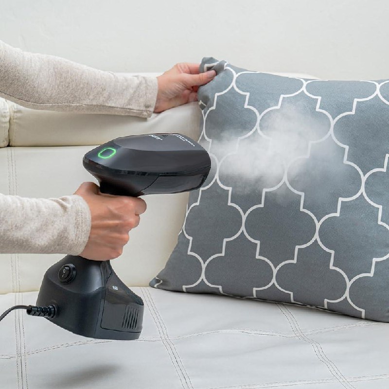 Passadeira a Vapor Portátil Oster Power 1270W