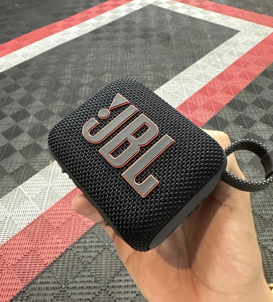 Caixa de Som Bluetooth Portátil JBL Go 4