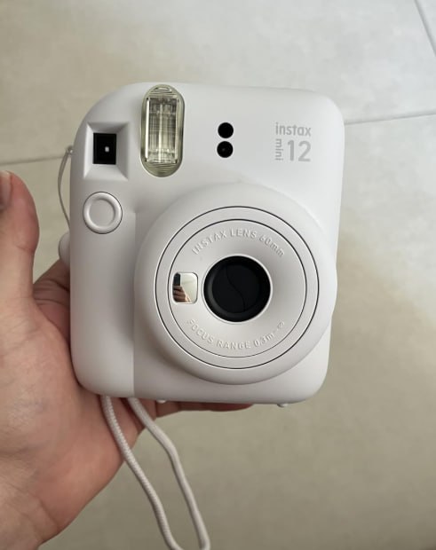 Câmera Instax Mini 12