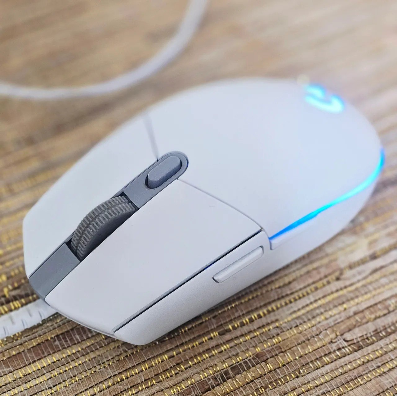 Mouse Gamer Logitech G203 LIGHTSYNC RGB