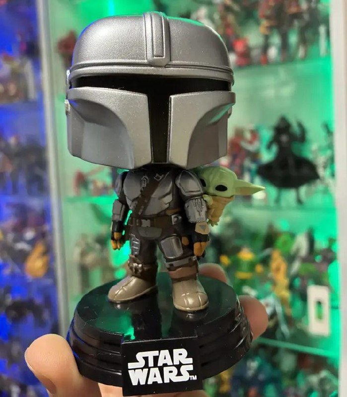 Funko POP! Mandaloriano com Grogu Star Wars - 11 cm