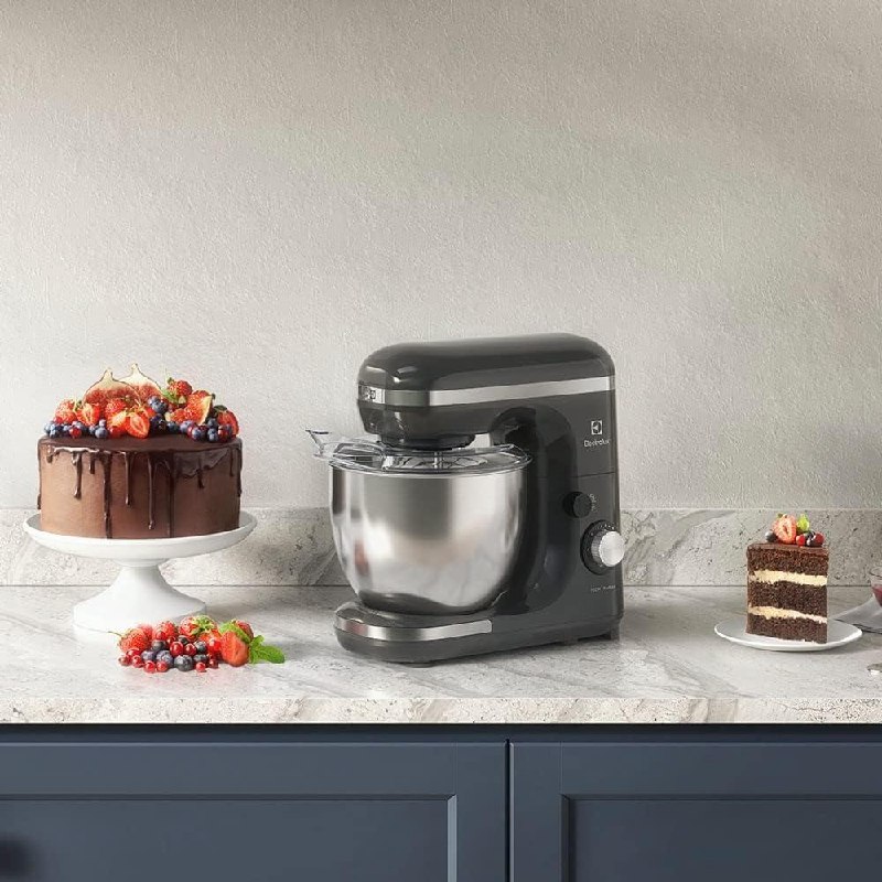 Batedeira Planetária Electrolux 5L 750W EKM40 110V