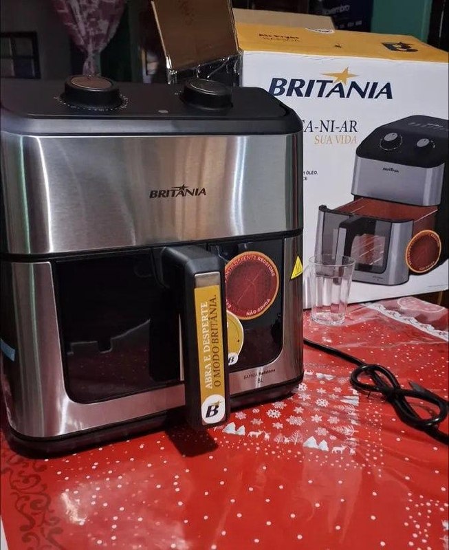 Air Fryer Britânia 8L Redstone Visor Glass 1900W