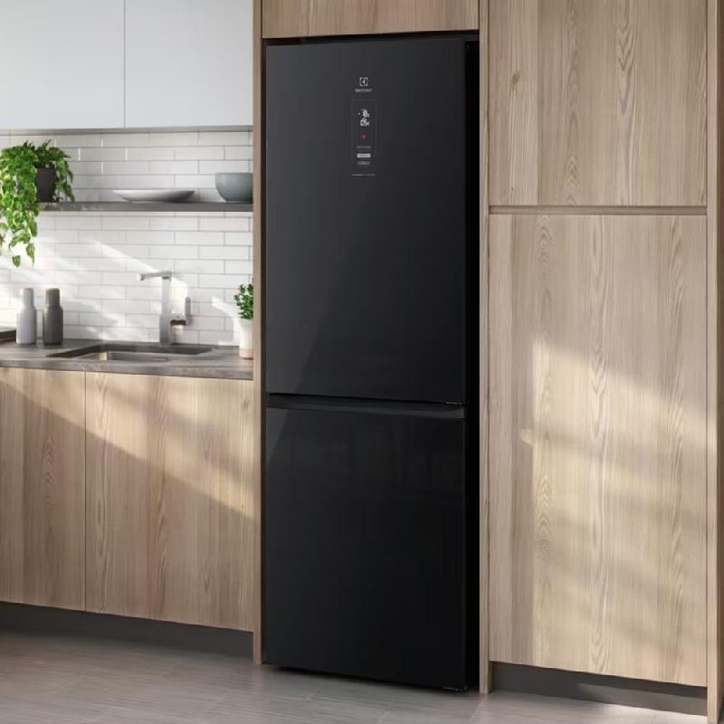 Geladeira Electrolux Frost Free Inverter 322L IB42G Black Inox