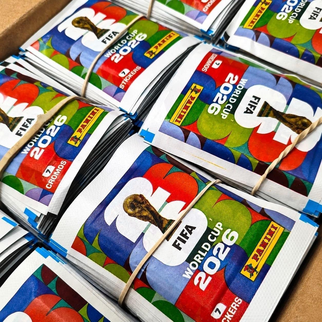 Kit 100 Envelopes Copa do Mundo 2026 Panini - 700 Figurinhas