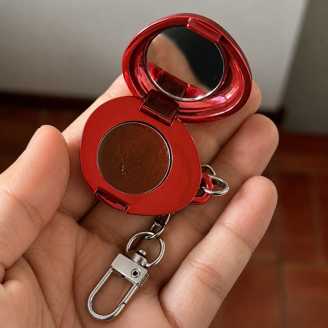 Balm Labial Bruna Tavares Coca-Cola Pop Charm