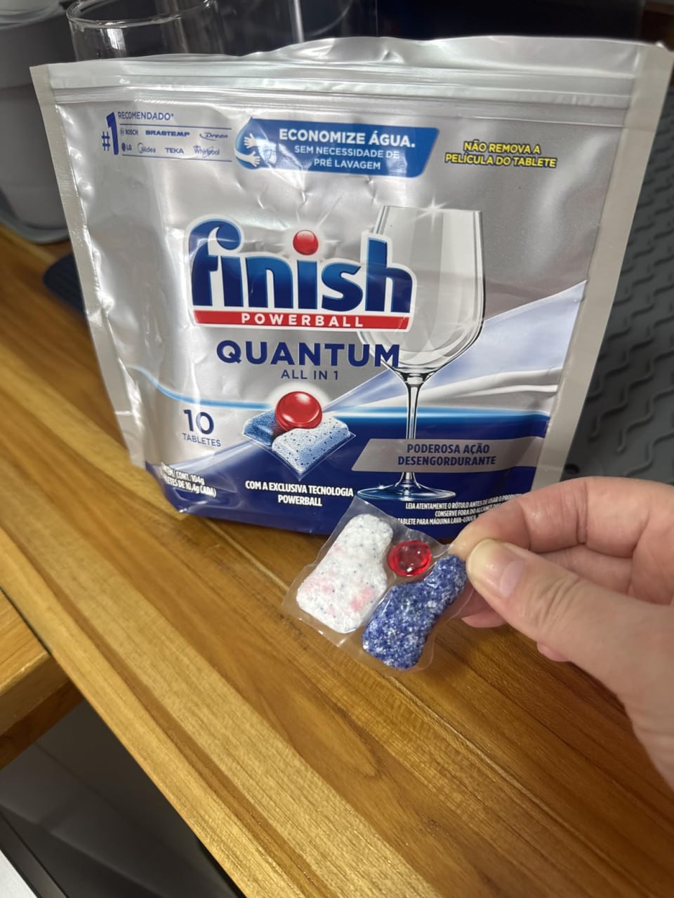 Finish Quantum All in 1 Detergente Lava Louças 10 Tabletes