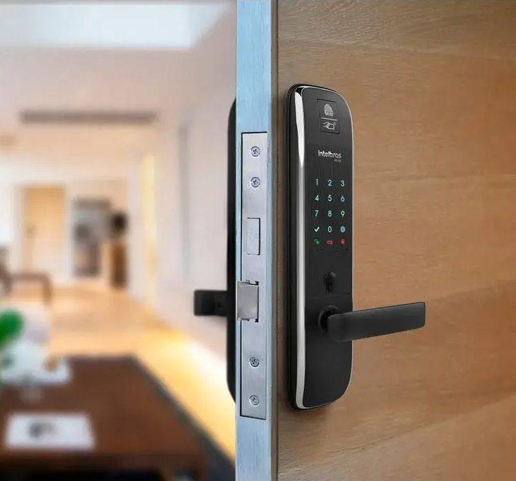 Fechadura Digital Touch Biometria FR 331 Intelbras Preta