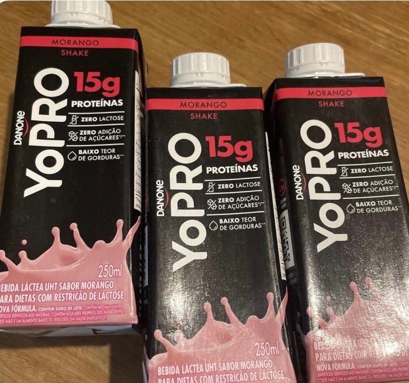 YoPRO Bebida Láctea UHT Morango 15g Proteína 250ml 12 Unidades