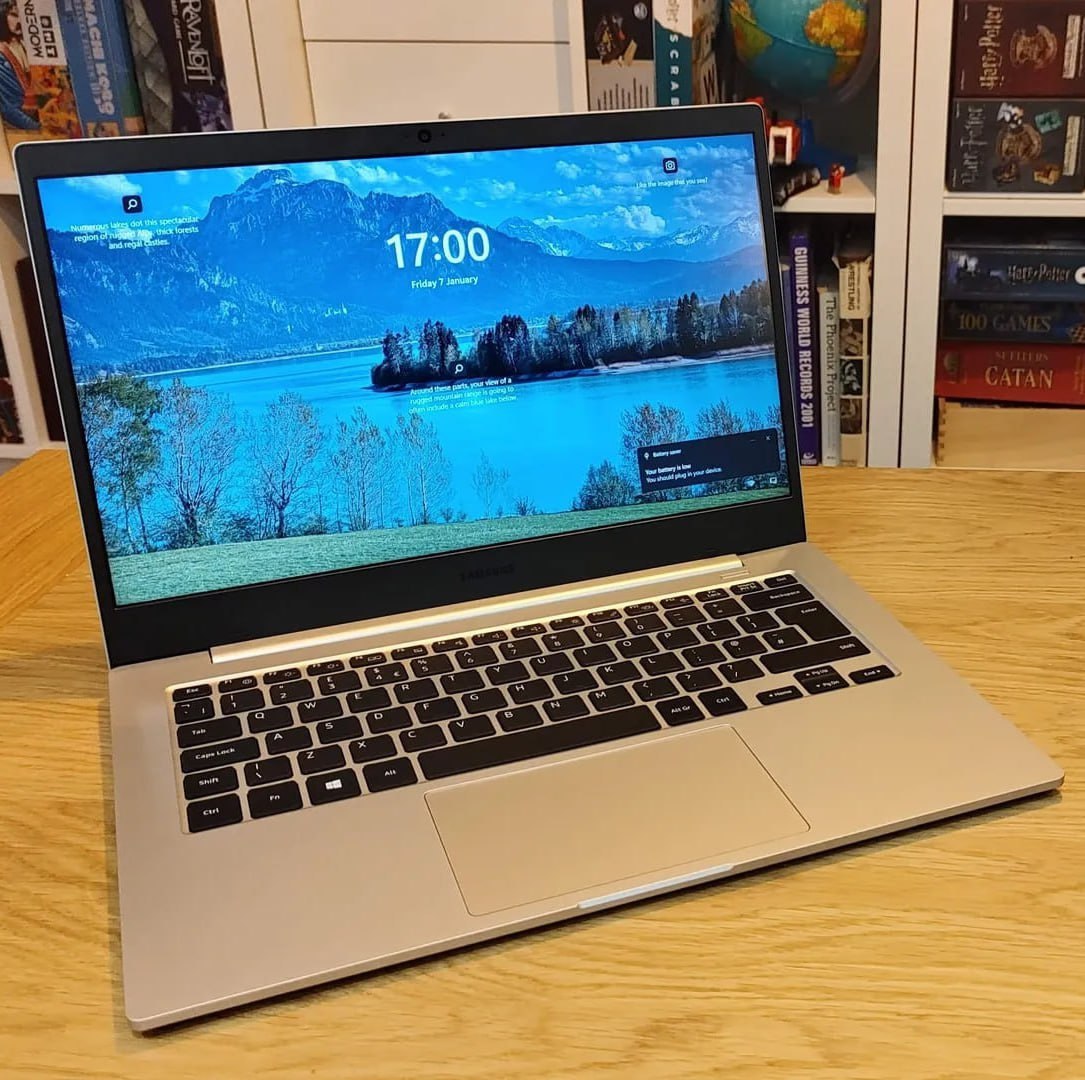 Notebook Samsung Galaxy Book Go 14" Full HD Snapdragon 7c 4GB 128GB