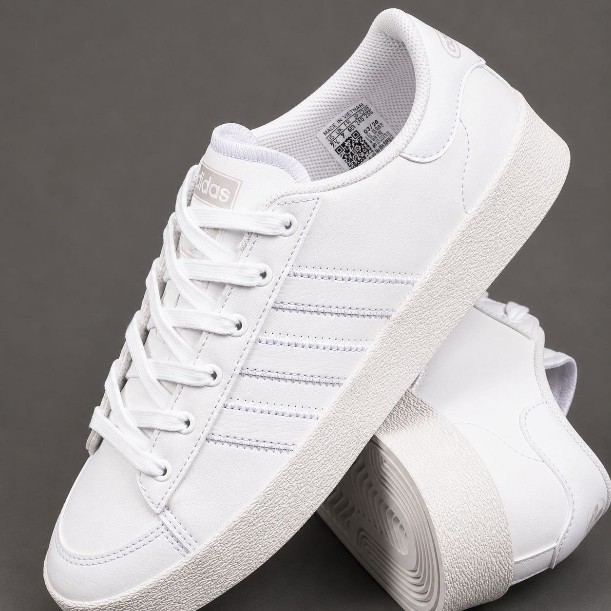 Tênis Adidas Jump Hook - Tamanhos 34 a 43