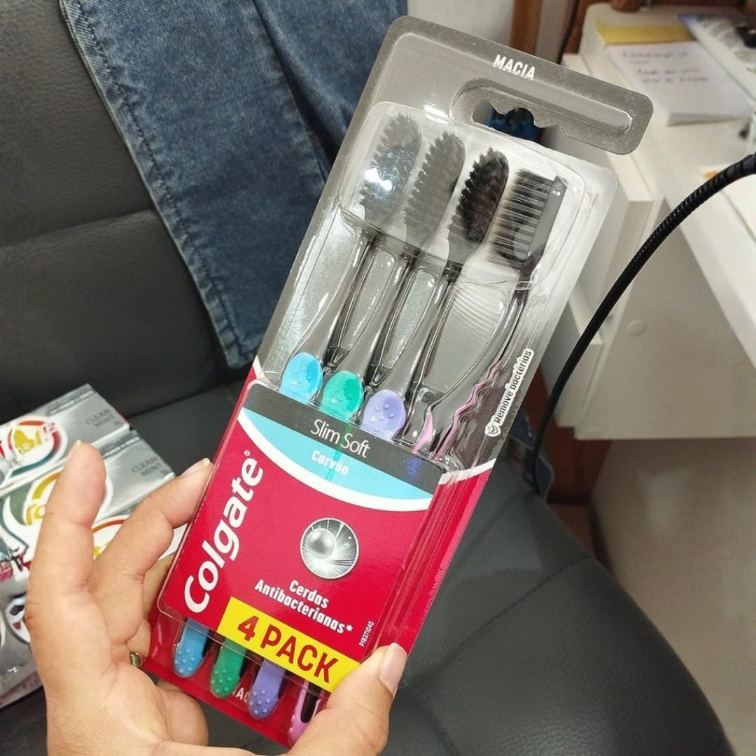 4 Escovas Colgate Slim Soft