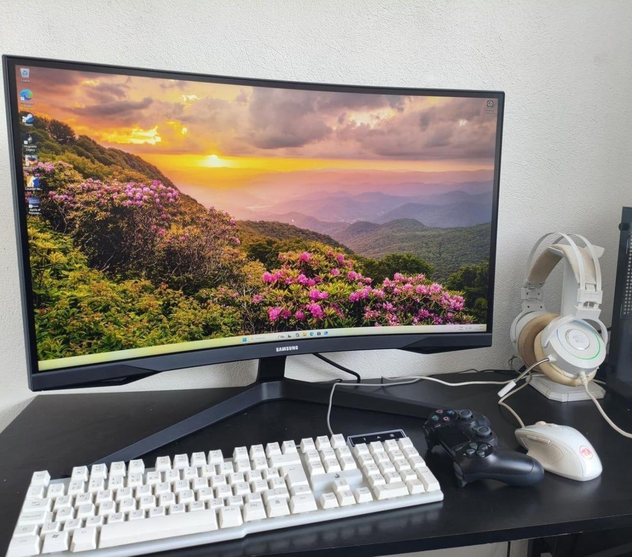 Monitor Gamer Samsung Odyssey G5 27" QHD 165Hz 1ms