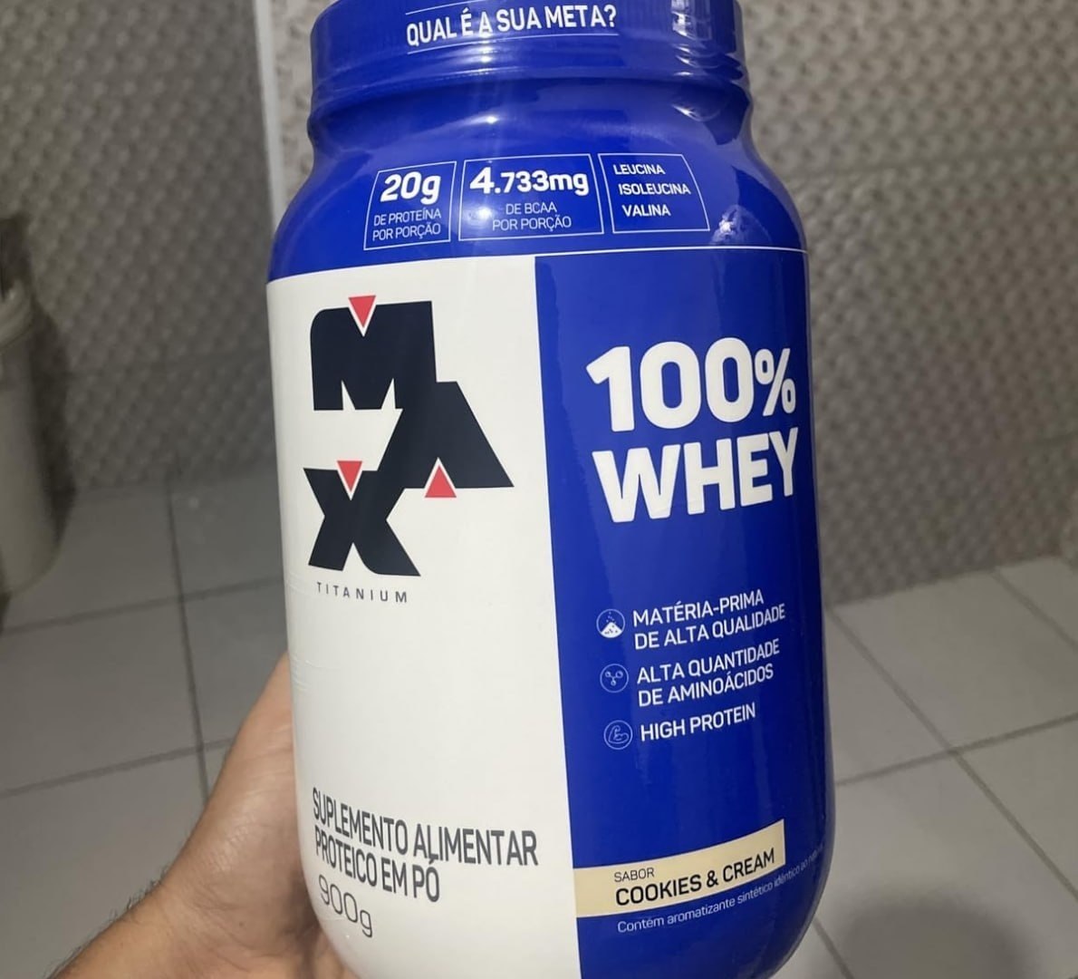 Max Titanium 100% Whey Cookies And Cream 900g