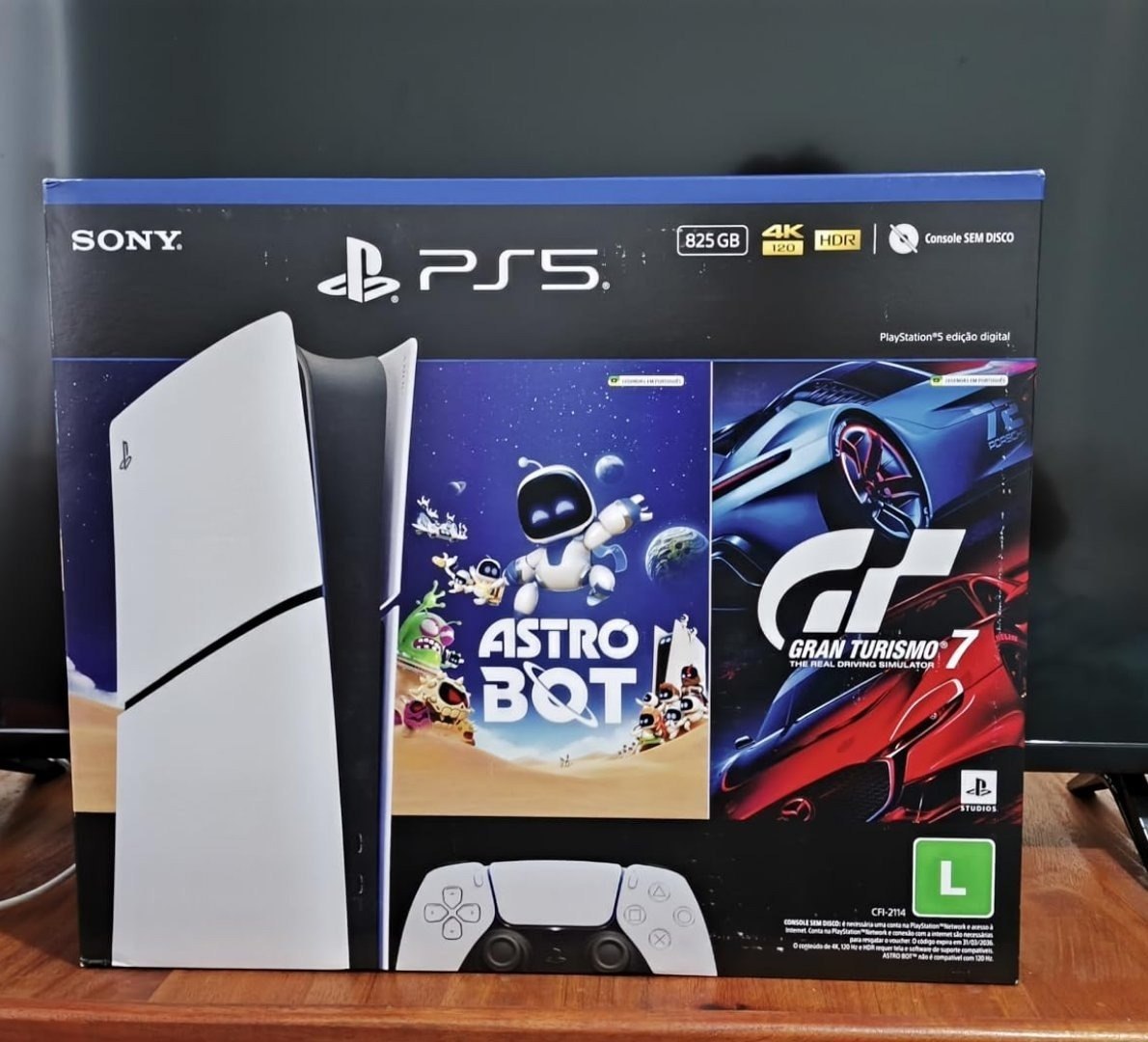 PlayStation 5 Slim Digital 825GB com ASTRO BOT e Gran Turismo 7
