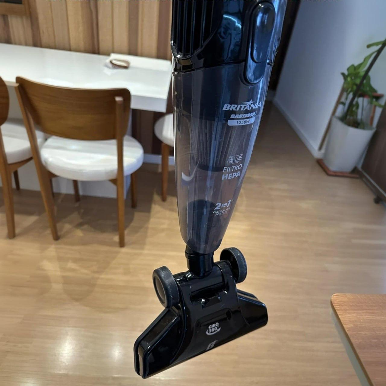 Aspirador de Pó Vertical Britânia 2 em 1 1250W BAS1295P