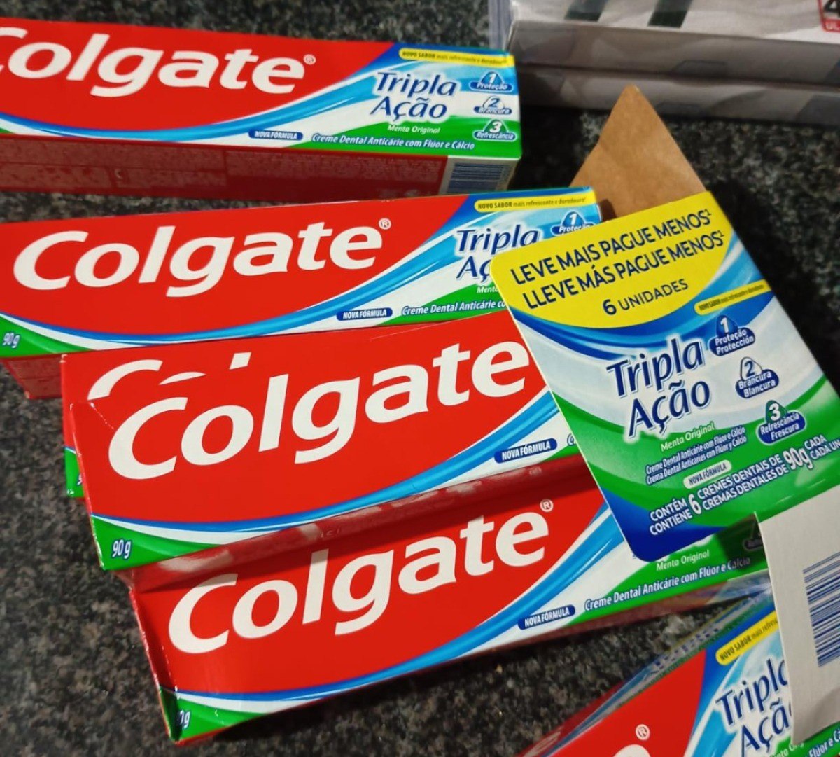 Creme Dental Colgate Tripla Ação Menta Original 90g - Kit 6 Unidades