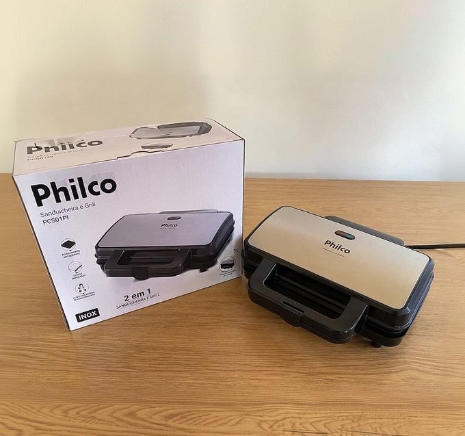 Sanduicheira e Grill Philco Pgr02i Inox 220V