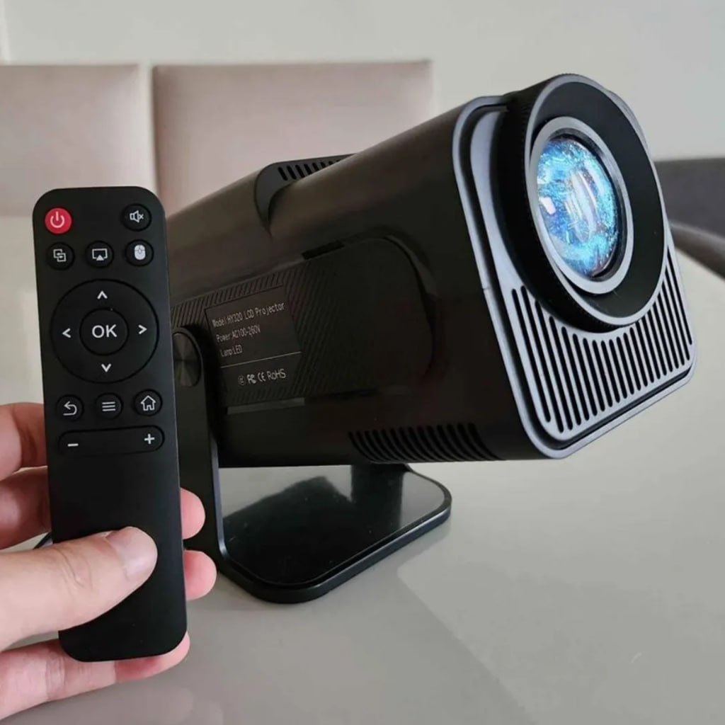 Mini Projetor HY320 WiFi Bivolt