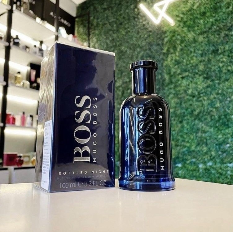 Perfume Hugo Boss Bottled Night Masculino 100ml Eau de Toilette