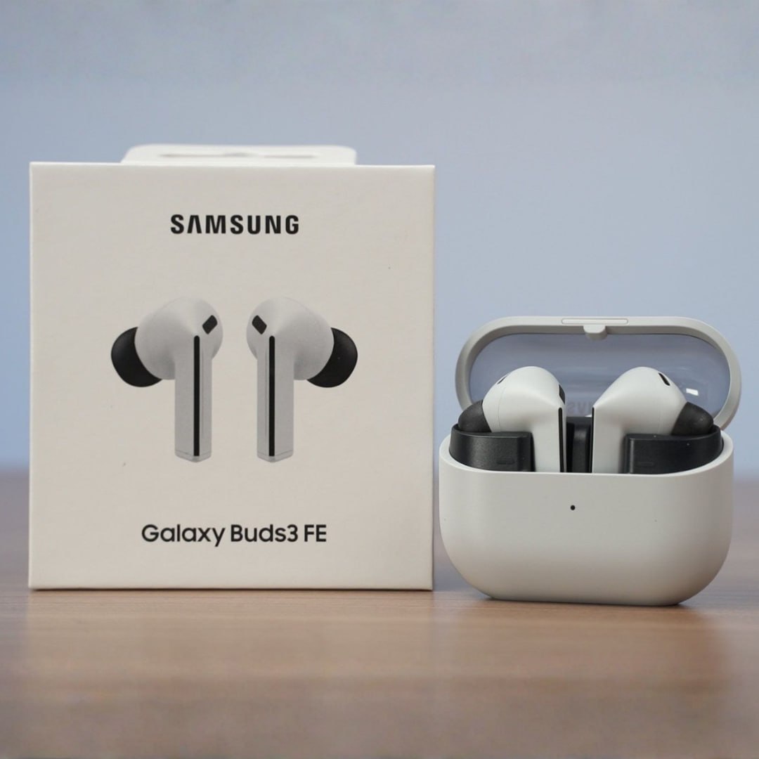 Samsung Galaxy Buds3 FE com Cancelamento Ativo e Galaxy AI