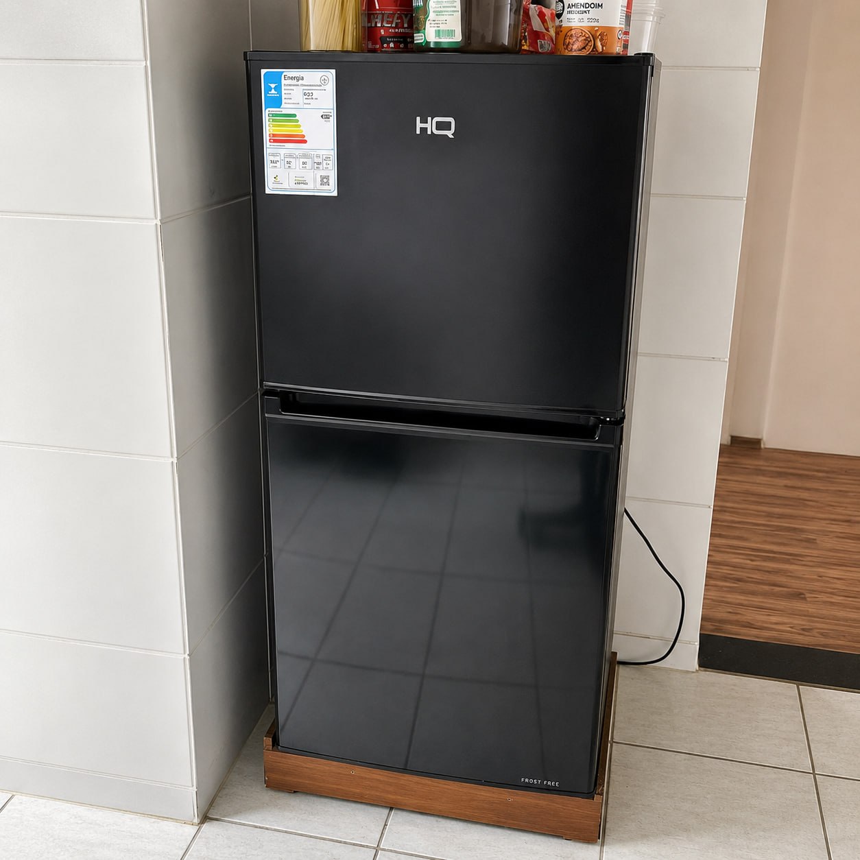 Geladeira Refrigerador Duplex Defrost HQ 140L Preto 127V