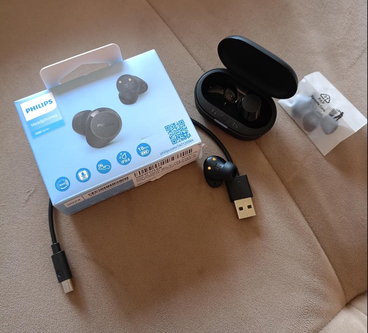Fone de Ouvido TWS Philips TAT1209BK/00
