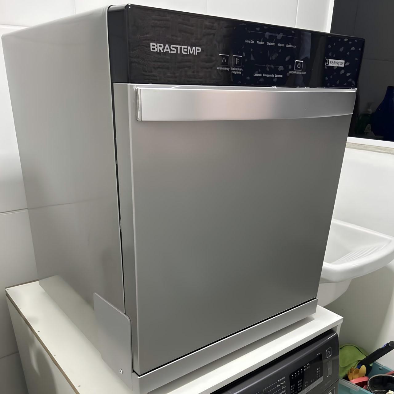 Lava Louças 8 Serviços Brastemp Cinza BLF08BS
