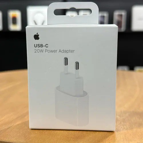 Carregador Apple Adaptador USB-C 20W para iPhone