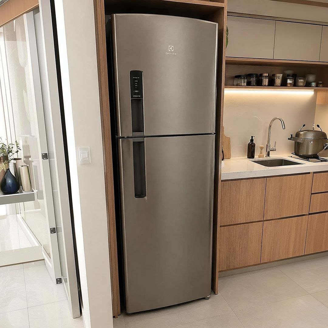 Geladeira Electrolux Frost Free 400L Inverter Inox IF44S 220V