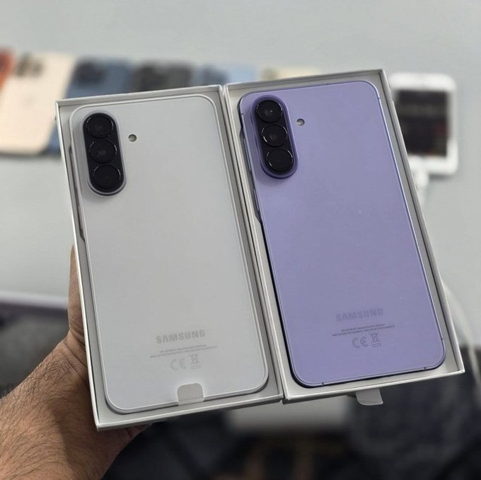 Smartphone Galaxy A57 5G Tela 6.7 Super AMOLED Samsung