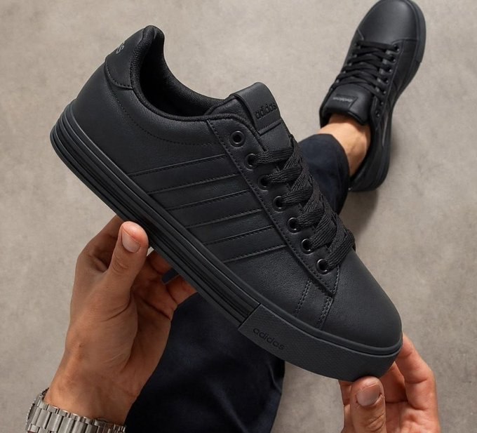Tênis Adidas Daily 4.0 All Black (35 a 43)
