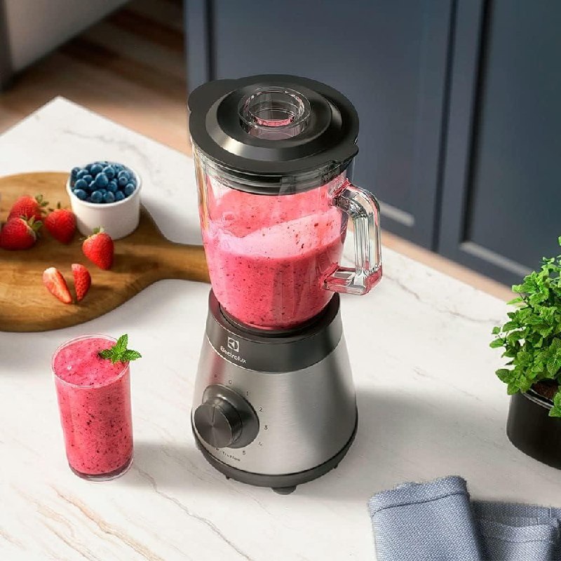 Liquidificador Electrolux 700W 1,5L Experience Copo Vidro Inox