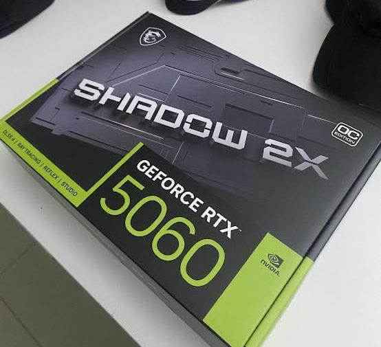 Placa de Vídeo MSI RTX 5060 Shadow 2X OC 8GB GDDR7