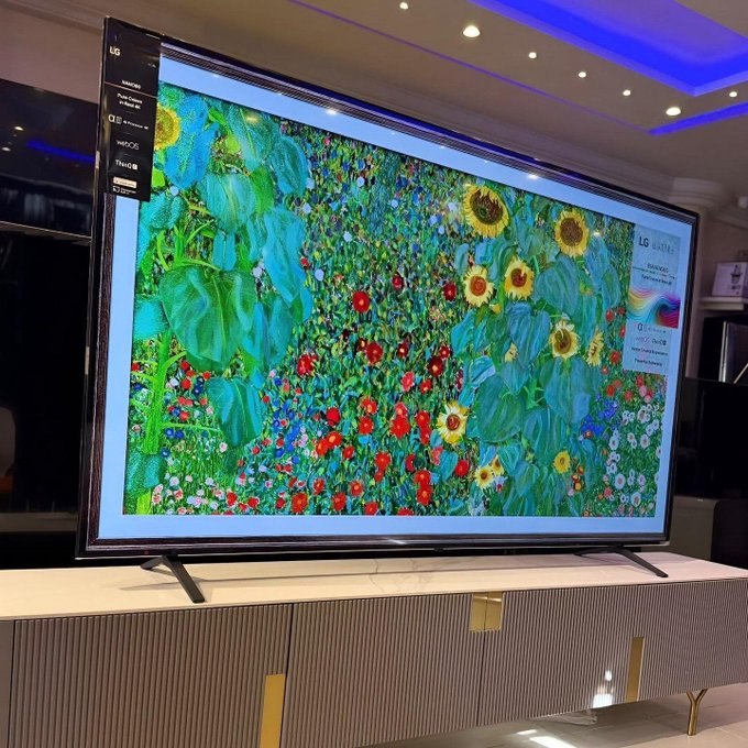 Smart TV LG 86" QNED 4K com Processador AI α7 Ger8