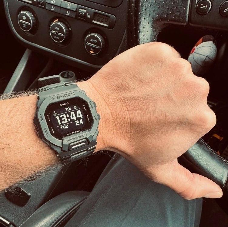 Relógio Casio G-Shock Digital Preto DW-5600BB-1DR