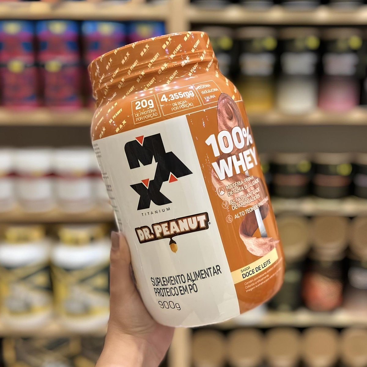 100% Whey Max Titanium x Dr. Peanut 900g Doce de Leite