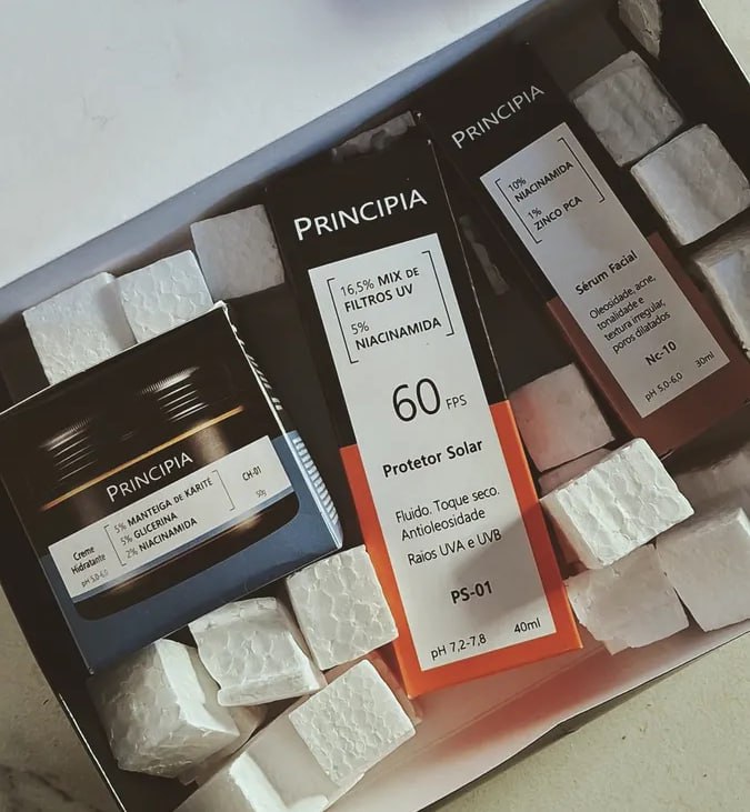 Kit Principia Uniformiza - Creme Hidratante, Protetor Solar 60 FPS e Sérum