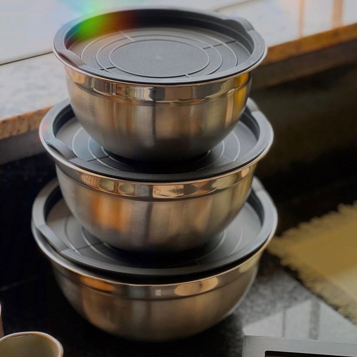 Conjunto 3 Tigelas Inox com Tampa Plástica Vittak